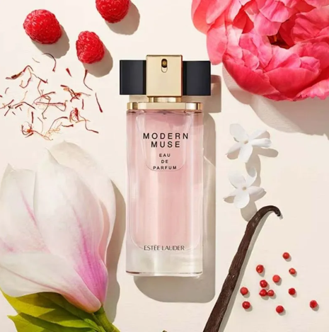 Estée Lauder - Modern Muse
